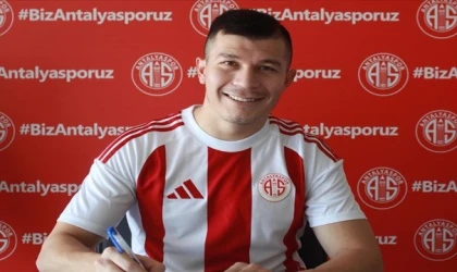 Antalyaspor, Paraguaylı forvet Samudio'yu transfer etti