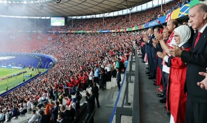 Emine Erdoğan mili takım futbolcularını tebrik etti