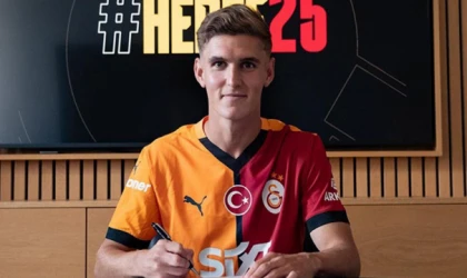 Galatasaray'ın yeni transferi ayağının tozuyla kampa katıldı