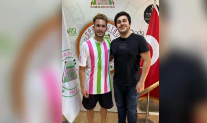 Konyaspor'da ayrılık! 2. lig ekibine imza attı!