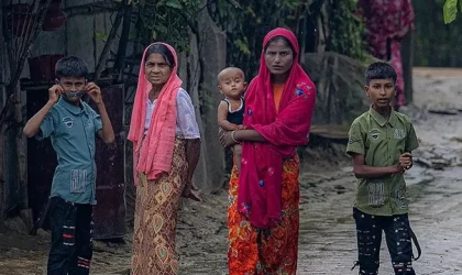 Bangladeş'ten Arakanlılara destek sürecek