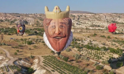 Kapadokya’da figürlü balonlar