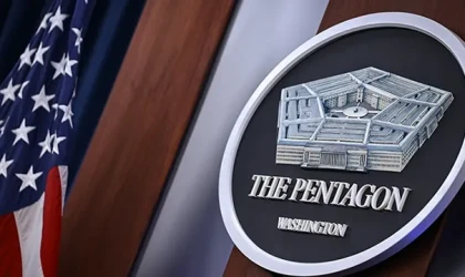 Pentagon: Yunan gemisi petrol sızdırıyor olabilir