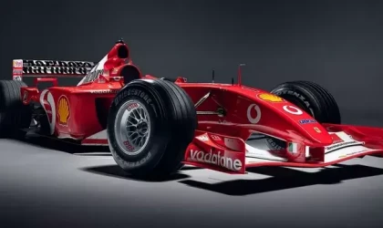 Schumacher'ın Ferrari F2001B açık artırmada