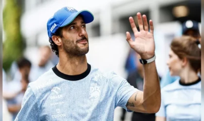 Ricciardo, belirsiz F1 geleceği için "çok daha mutlu" olduğunu belirtti