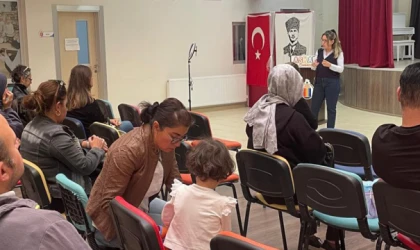 AŞKAN’DA “ÇOCUKLARDA SINIRLAR KONULU” KONFERANS