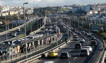 Haftanın ilk iş gününde trafik yoğunluğu