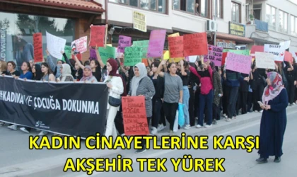 Kadın cinayetlerine karşı Akşehir tek yürek