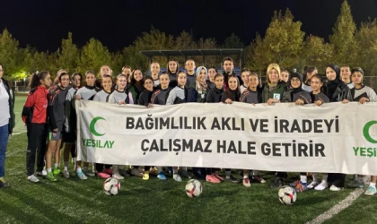 Yeşilay'dan Genç Ülkümspor’a moral ziyareti