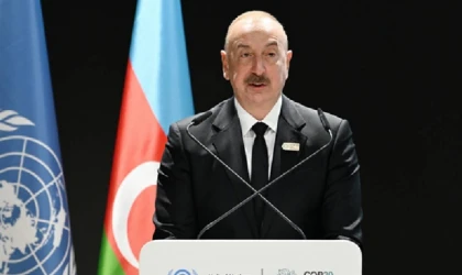 Aliyev, Fransa'yı çevreyi kirletmekle suçladı