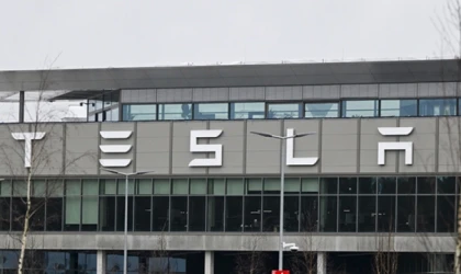 Almanya'da Tesla fabrikası protestosu kampı polisle dağıtıldı