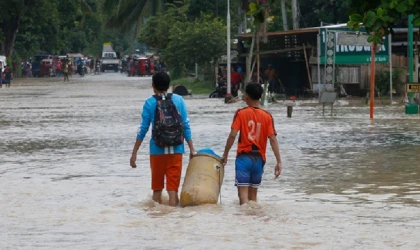 Filipinler'de tayfunlar hayatı olumsuz etkiledi