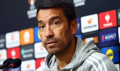 Giovanni van Bronckhorst' dan basın açıklaması