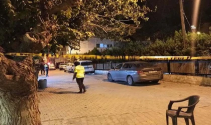 İzmir'de polislere silahlı saldırı