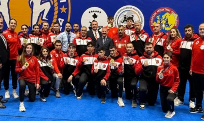 Milli muaythai sporcuları Avrupa'da 14 madalya kazandı