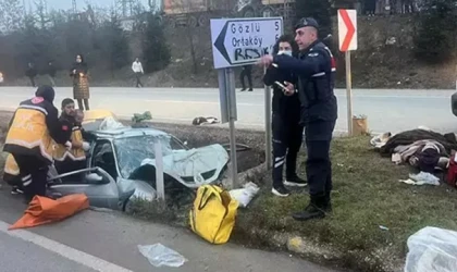 Otomobil beton bariyerlere çarptı: 1 ölü, 3 yaralı