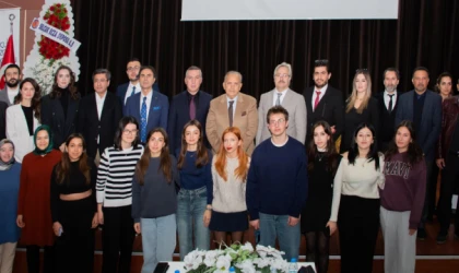 Selçuk Üniversitesi'nde "Eczacılığın Geleceği" söyleşisi