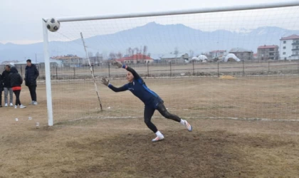 Şeymanur, Kadınlar 1. Ligi'nde kalesini gole kapattı