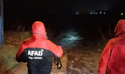 Tekirdağ'da sağanak su baskınlarına neden oldu