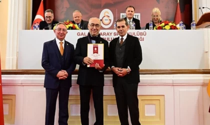 Galatasaray’da yeni divan kurulu üyeleri için berat töreni düzenlendi