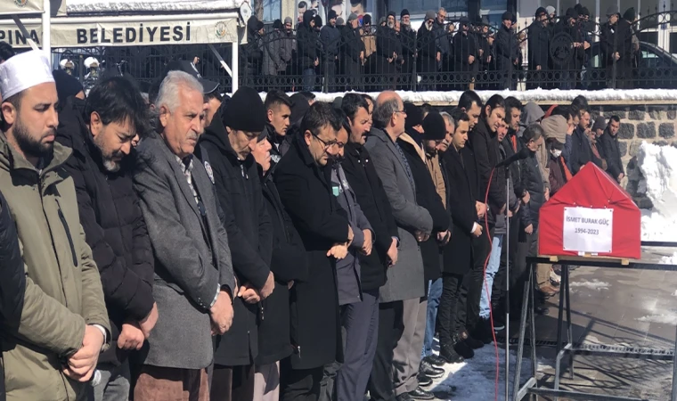 Depremde hayatını kaybeden polis memuru Konya'da son yolculuğuna uğurlandı