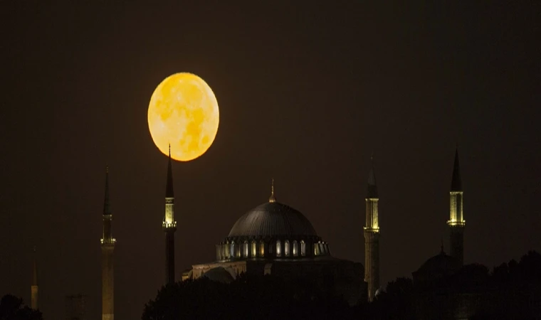 Ankara’dan Dolunay manzarası