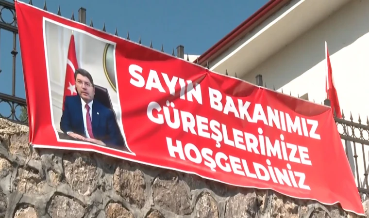 Adalet Bakanı Tunç, Bartın'da geleneksel karakucak güreşlerini izledi