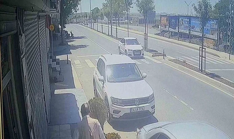 Yaşlı adamın otomobilin çarpması sonucu öldüğü kaza güvenlik kamerasına yansıdı