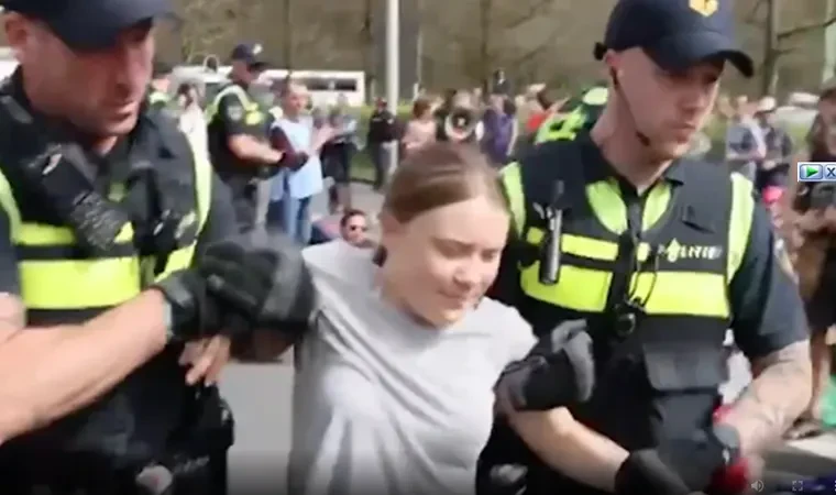 Lahey'de gösteriye katılan iklim aktivisti Greta Thunberg gözaltına alındı