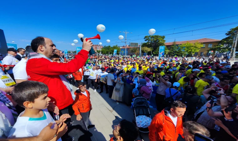 BAŞKAN ALTAY 4. ULUSLARARASI KONYA YARI MARATONU KAYITLARININ BAŞLADIĞINI DUYURDU