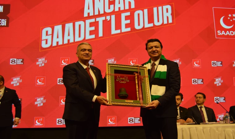 Arıkan, Saadet Partisi Konya 8. Olağan İl Kongresi'nde konuştu